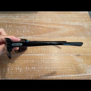 Polarized revo abyss sunglasses